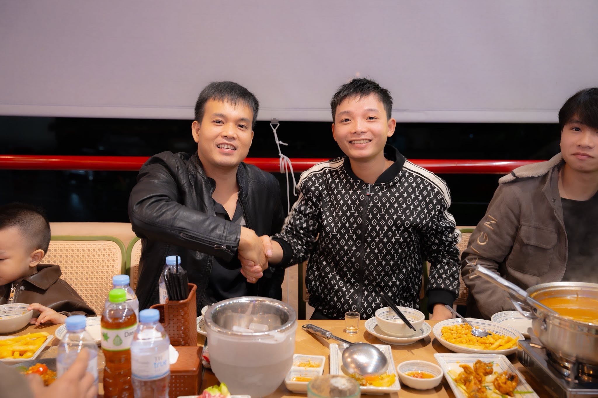 Đối tác 1